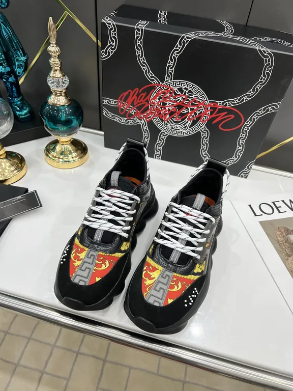 Versace Shoe 